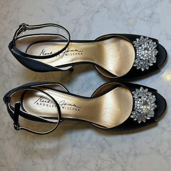 NEW Mark & James by Badgley Mischka Satin Peep Toe Platform Heels Black Size 8 - Picture 7 of 7